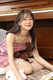花少各种美女睡在一起